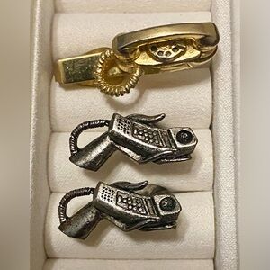 Vintage Telephone ☎️ Gold tone tie clip and Silver tone Cufflinks